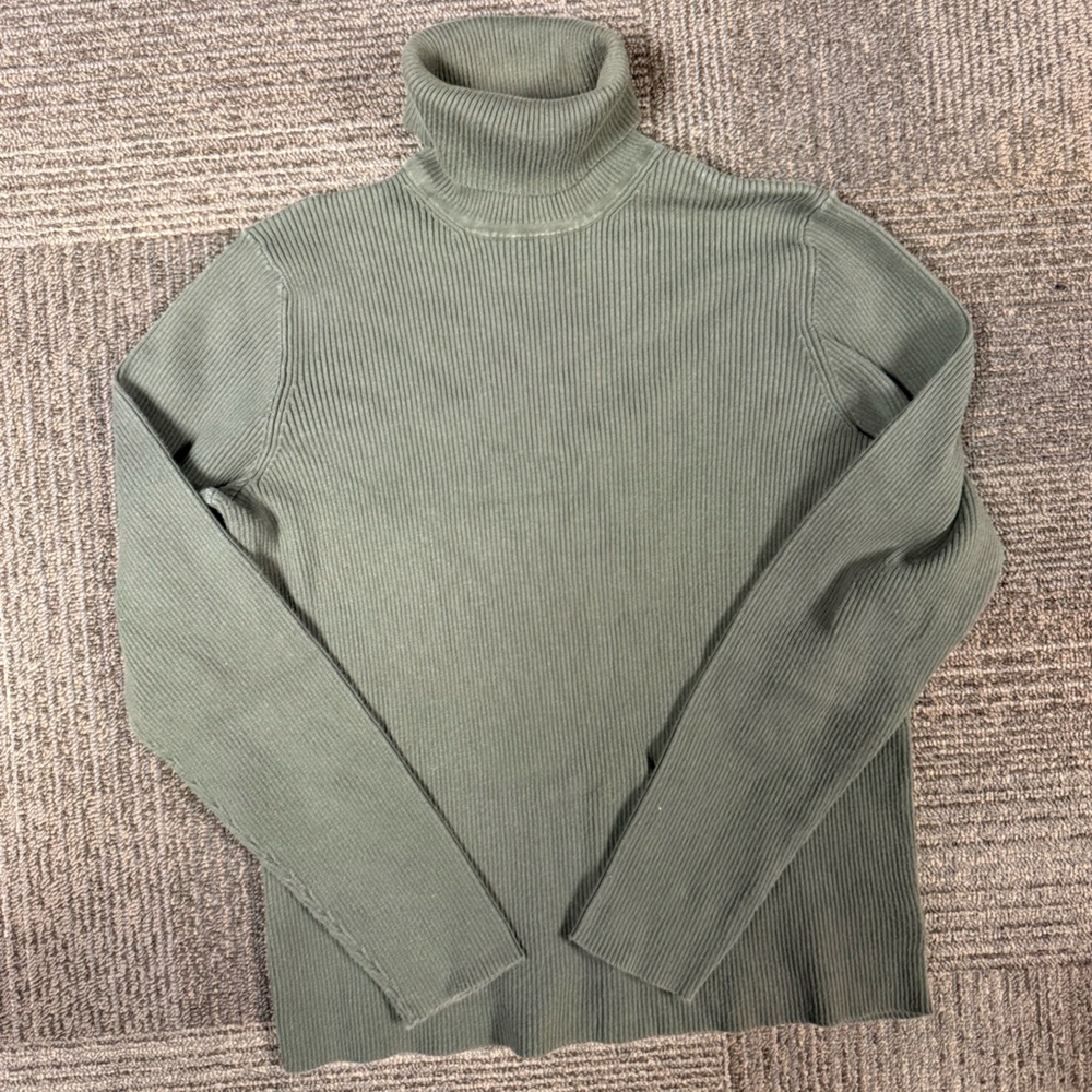Eddie Bauer Turtle Neck